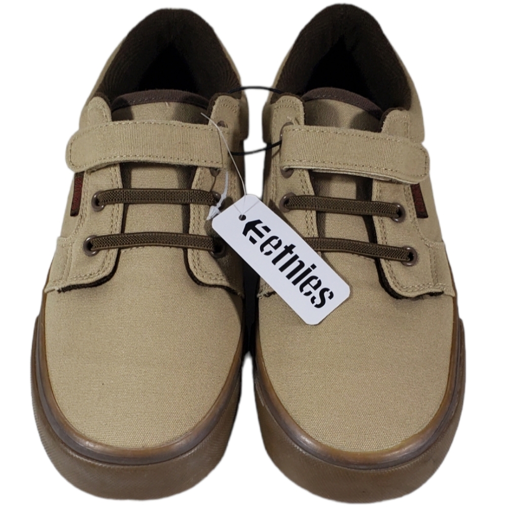 ETNIES Skate Shoes